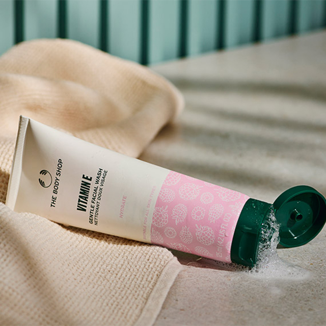 1026960_Vitamin_E_Face_Wash_125ml_SILV_INAEHPS230