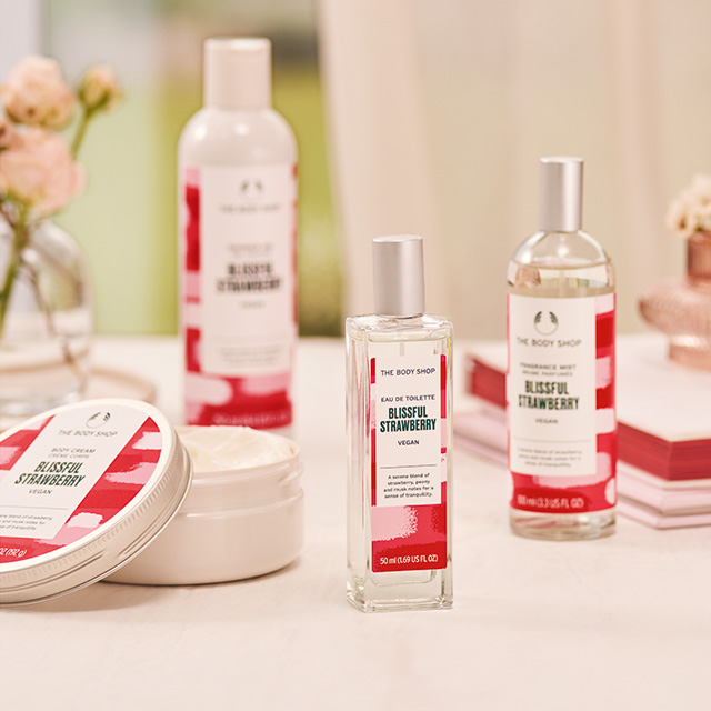 2021_TheBodyShop_Choices_and_Pride_SHOT_15_006_Masked_TF_100pc