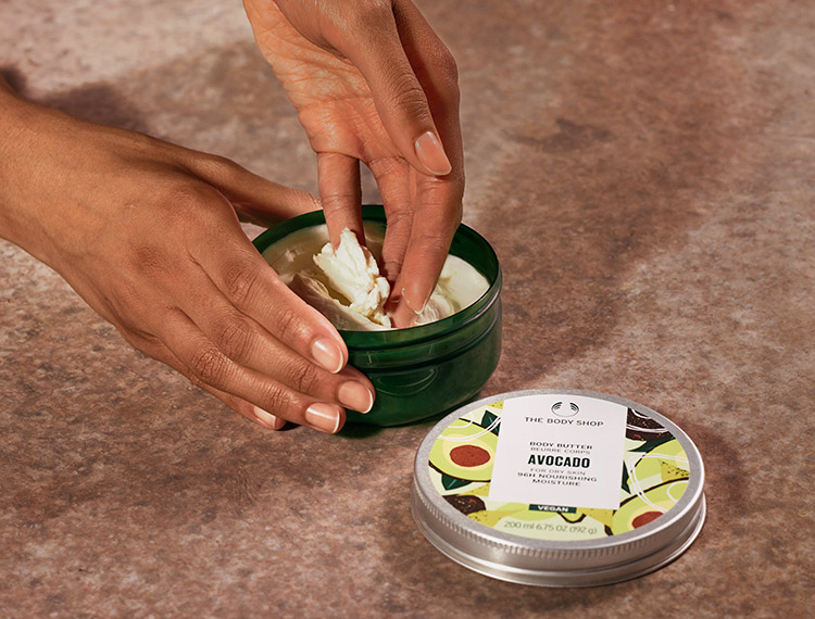 PRODUCT_INTERACTION_WIDE_AVOCADO_008_rough_comp_2